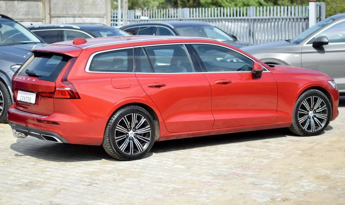 Volvo V60 cena 127920 przebieg: 159000, rok produkcji 2020 z Radzionków małe 781